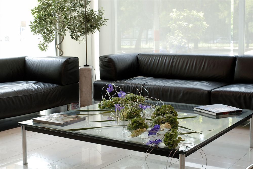 The Athenian Callirhoe Exclusive