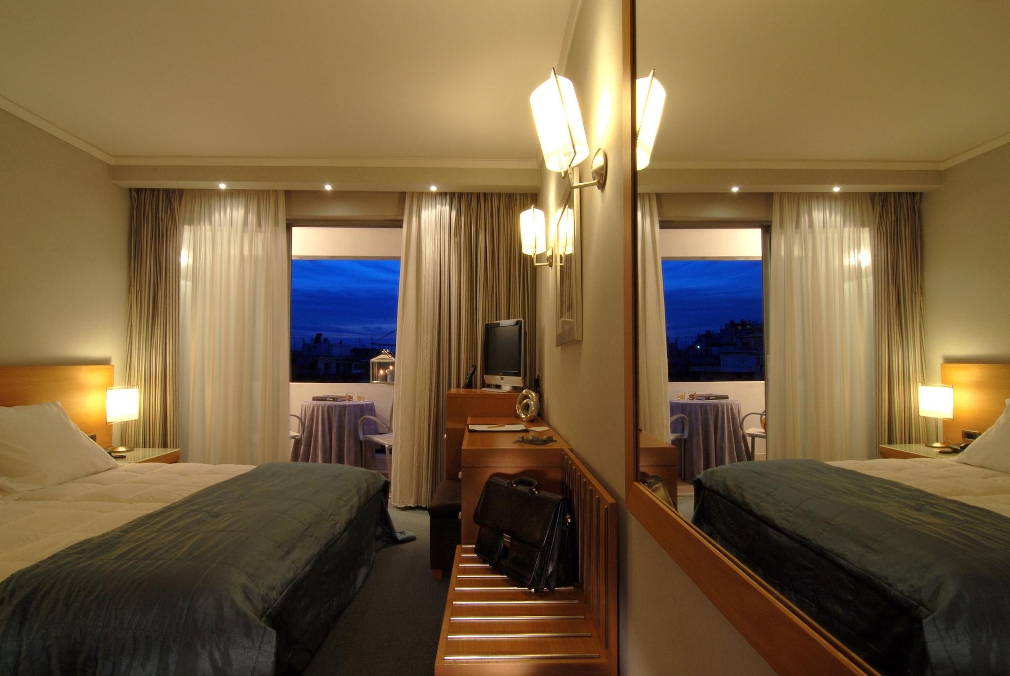 Otel The Athenian Callirhoe Exclusive