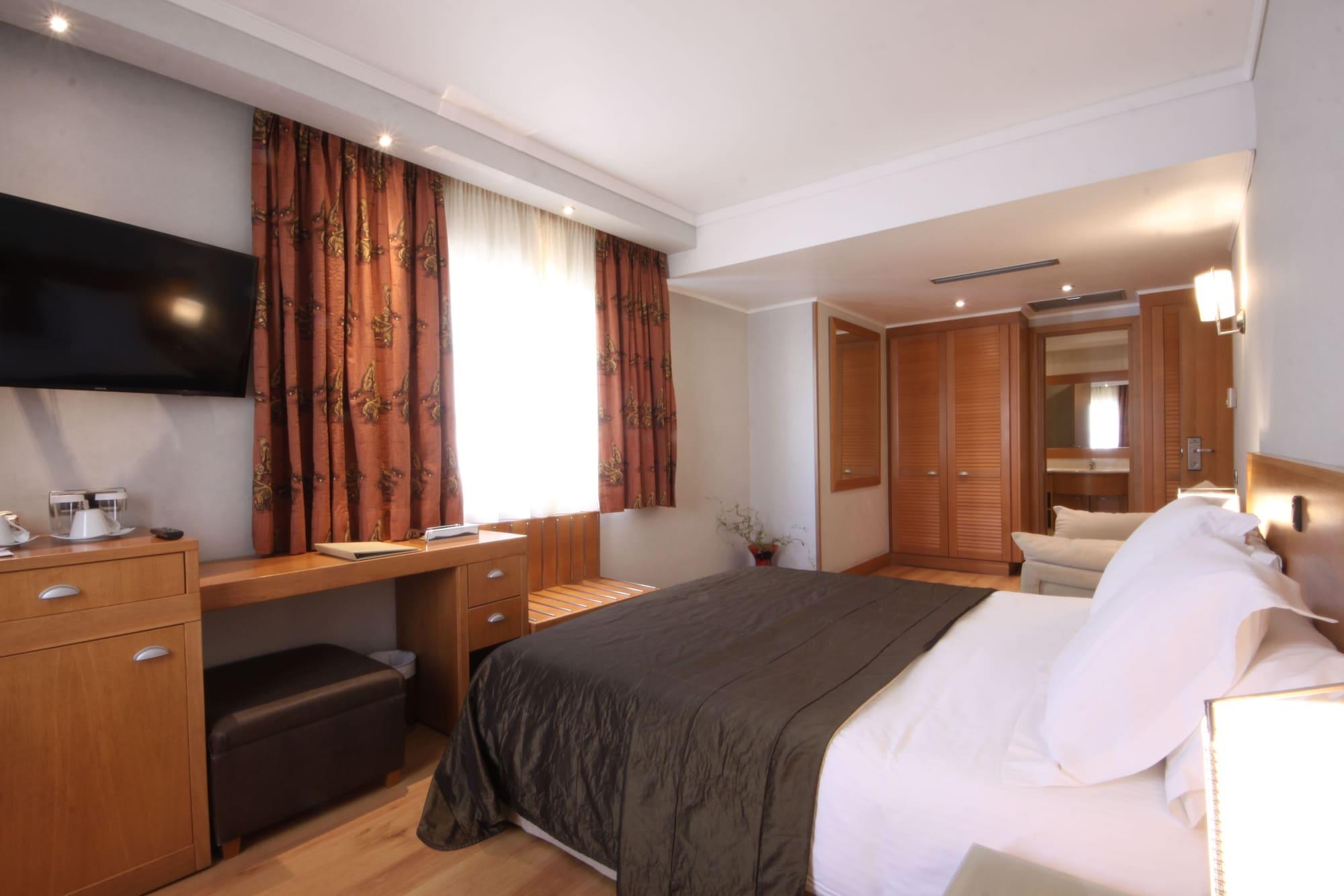 Otel The Athenian Callirhoe Exclusive 4*