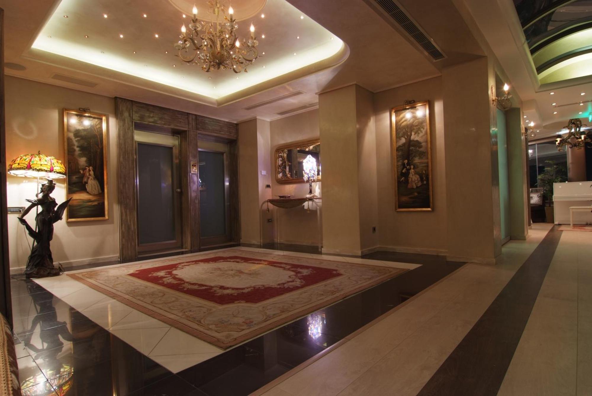 Otel The Athenian Callirhoe Exclusive